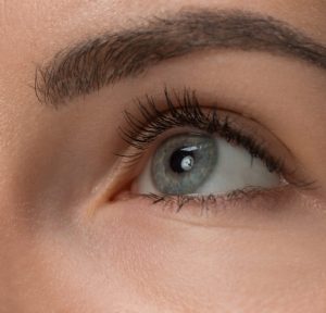 blefaroplastia clinica bayon